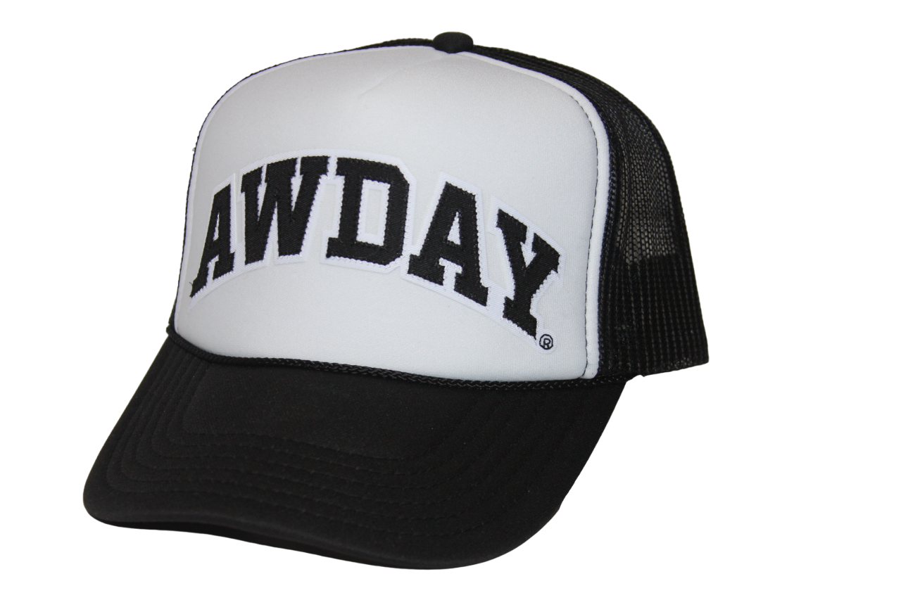 AwDayยฎ ๐๐ก๐ข๐ญ๐/๐๐ฅ๐๐๐ค Trucker Hat