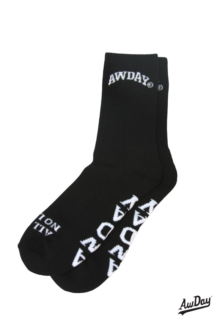 AwDayยฎ ๐๐๐ญ๐ซ๐จ Extra Cushioned Socks (๐๐ฅ๐๐๐ค)